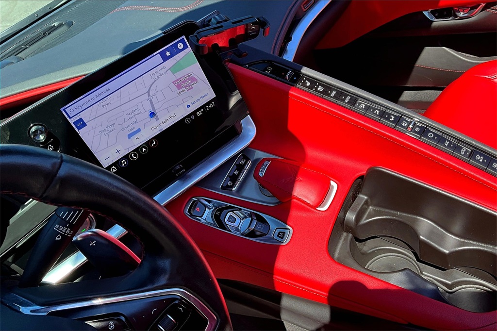 2021 Chevrolet Corvette Stingray 2LT photo 14
