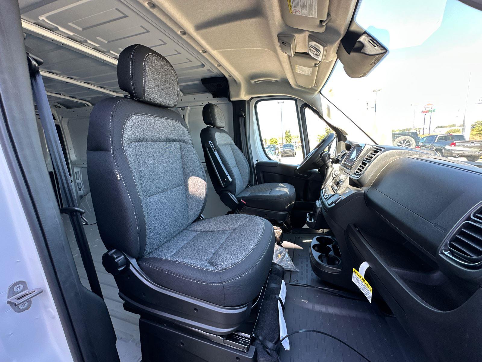 2026 Ram ProMaster 1500 photo 18