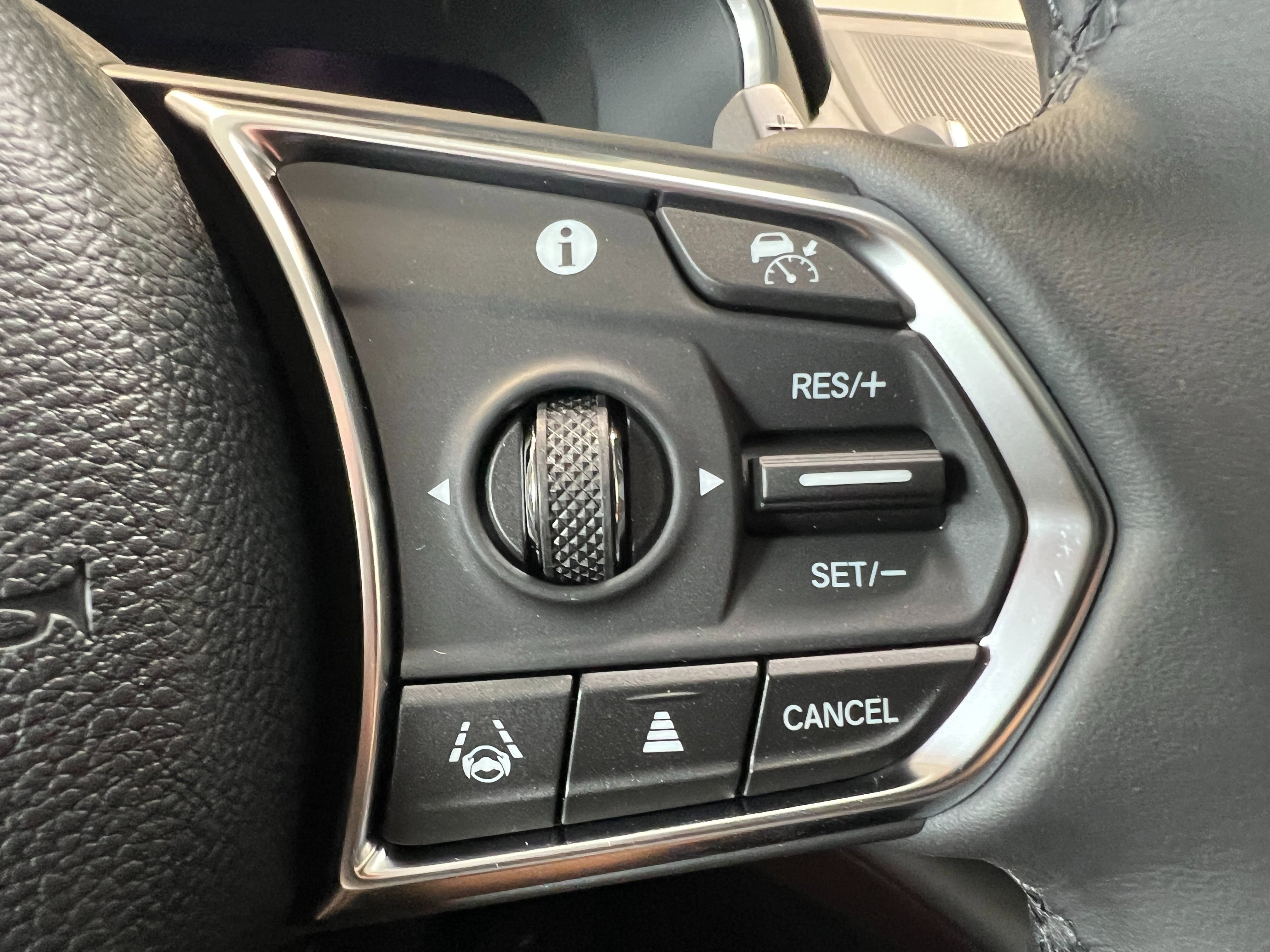 2026 Acura MDX SH-AWD Technology photo 11