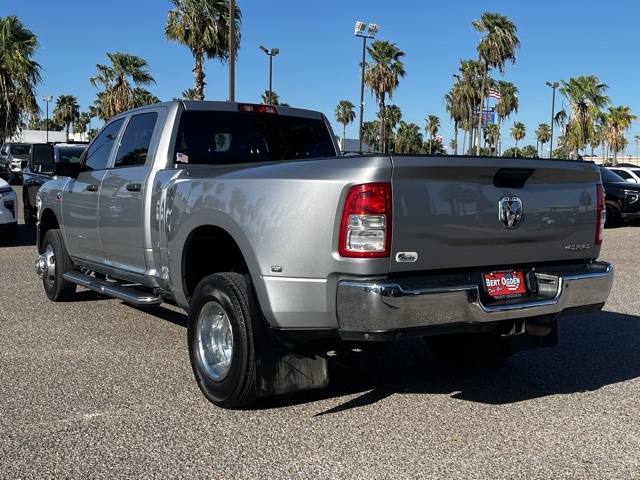 2023 Ram 3500 Tradesman photo 5
