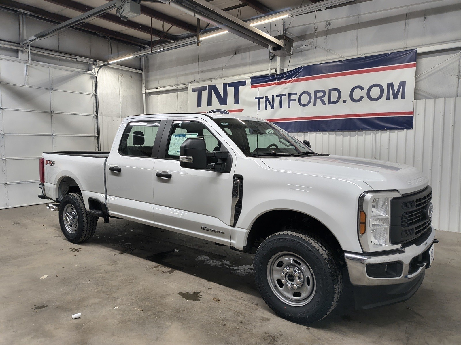 2025 Ford F-350 XL photo 4