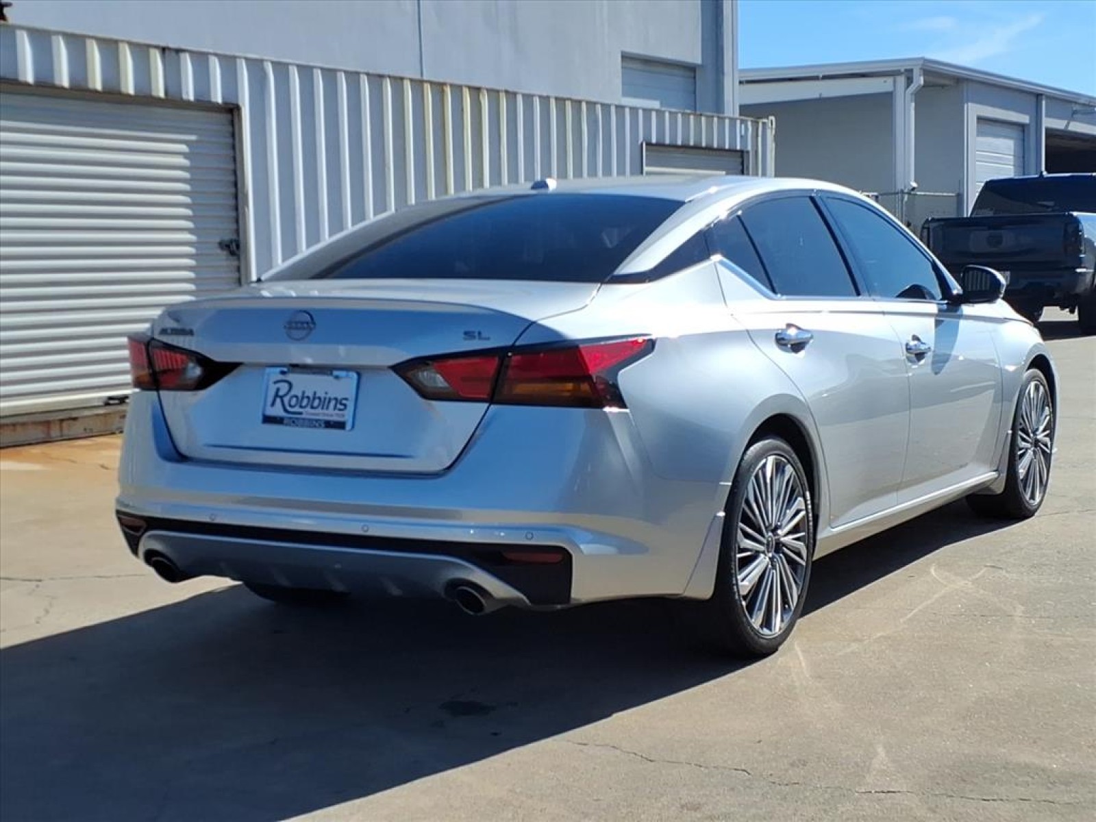 2024 Nissan Altima 2.5 SL Silver at Robbins Nissan