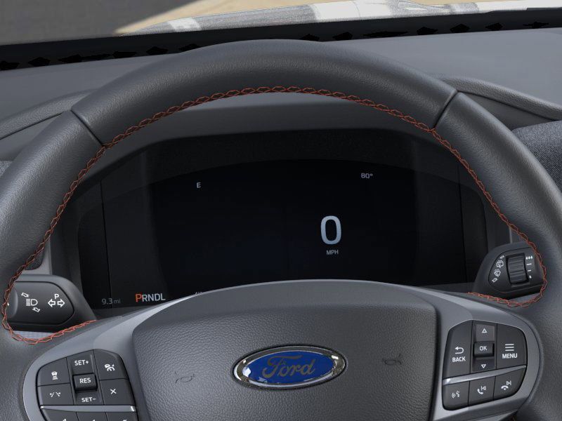 2025 Ford Explorer photo 9