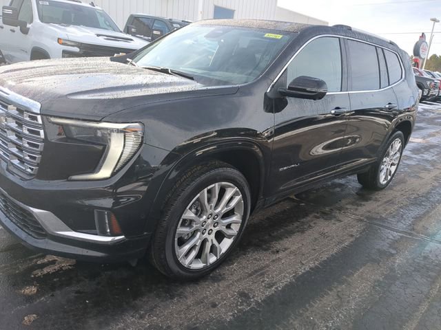 2026 GMC Acadia Denali's photo