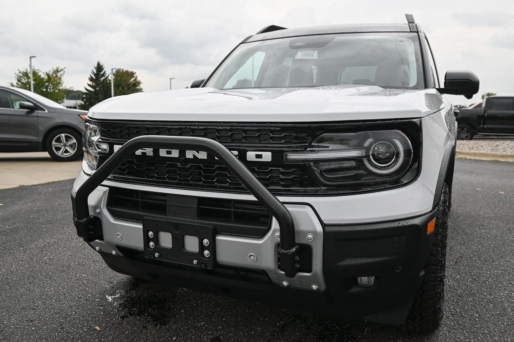 2025 Ford Bronco Sport Outer Banks photo 6