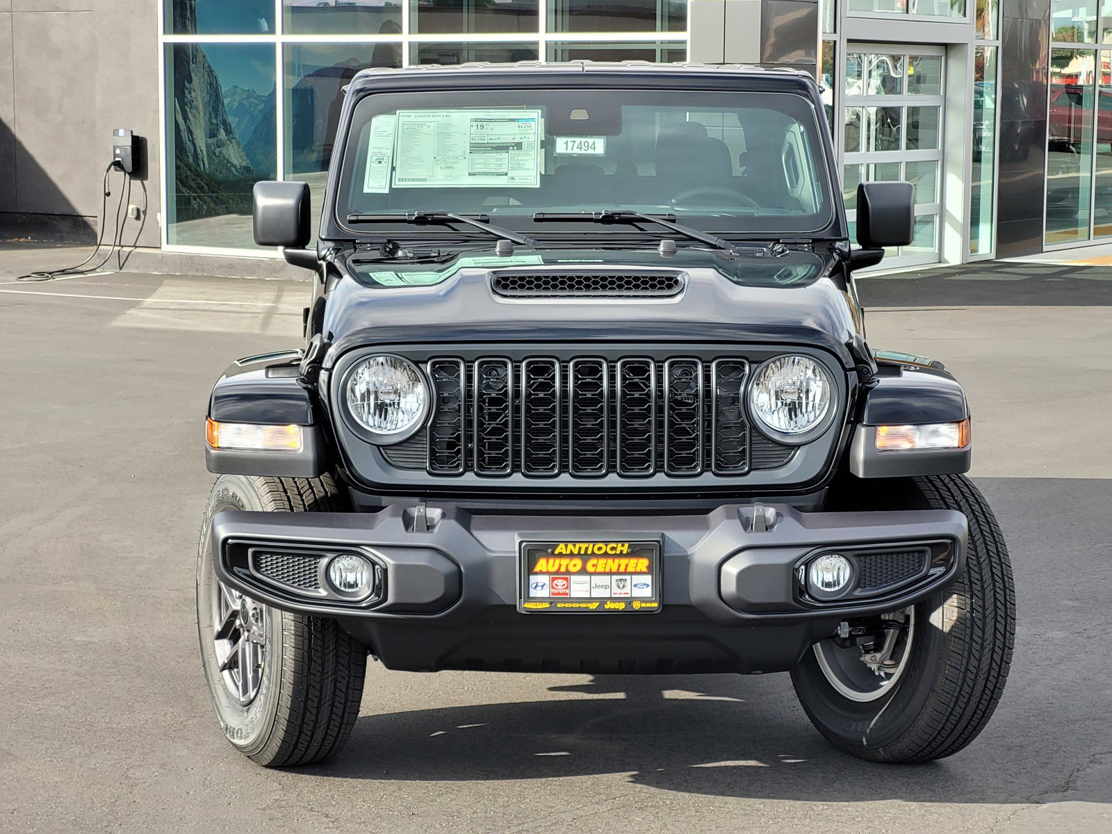 2025 Jeep Gladiator Sport S photo 2