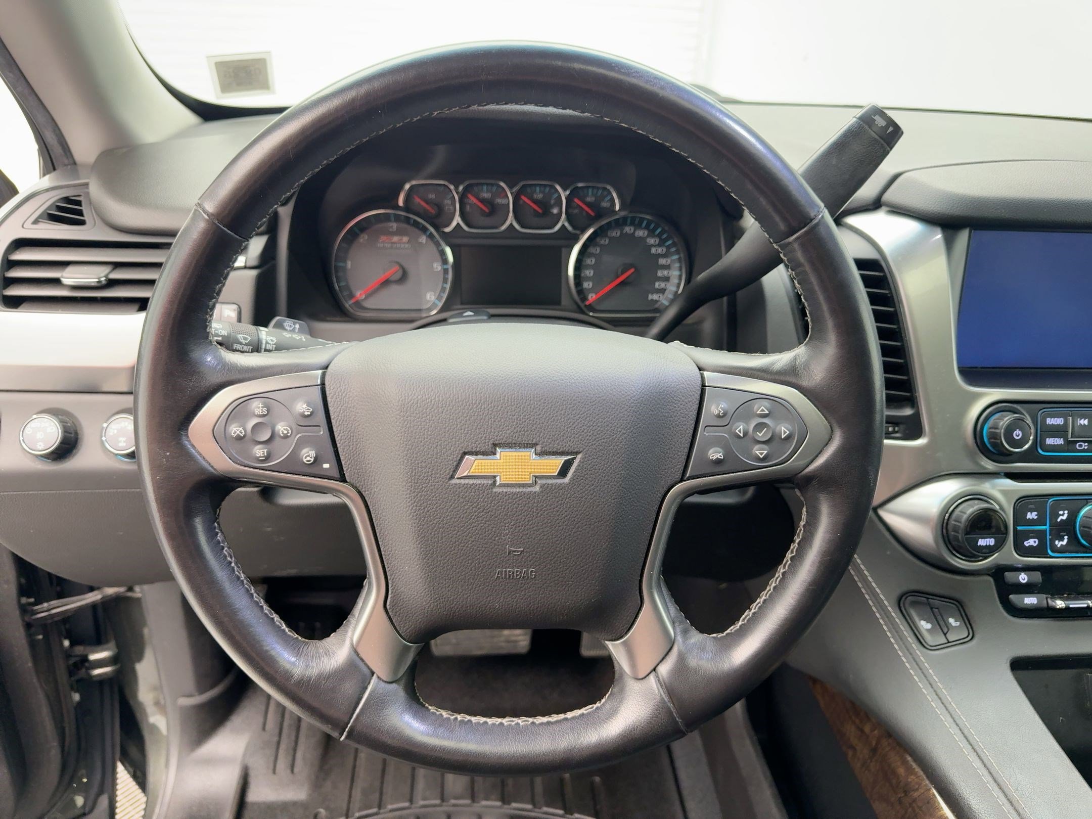 2019 Chevrolet Tahoe LT photo 16