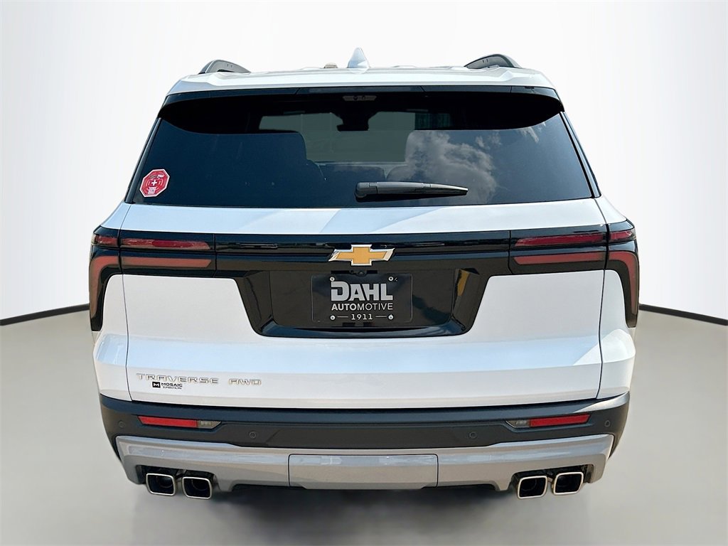 2026 Chevrolet Traverse photo 6