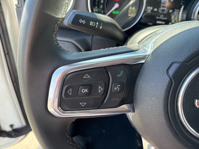2023 Jeep Wrangler Sahara 4xe photo 17