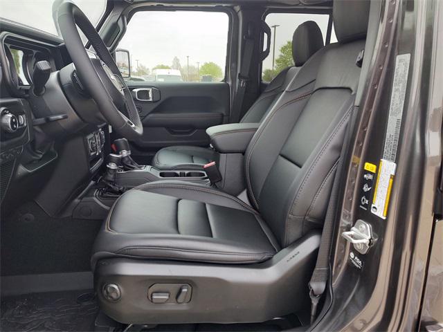 2025 Jeep Gladiator Texas Trail photo 23