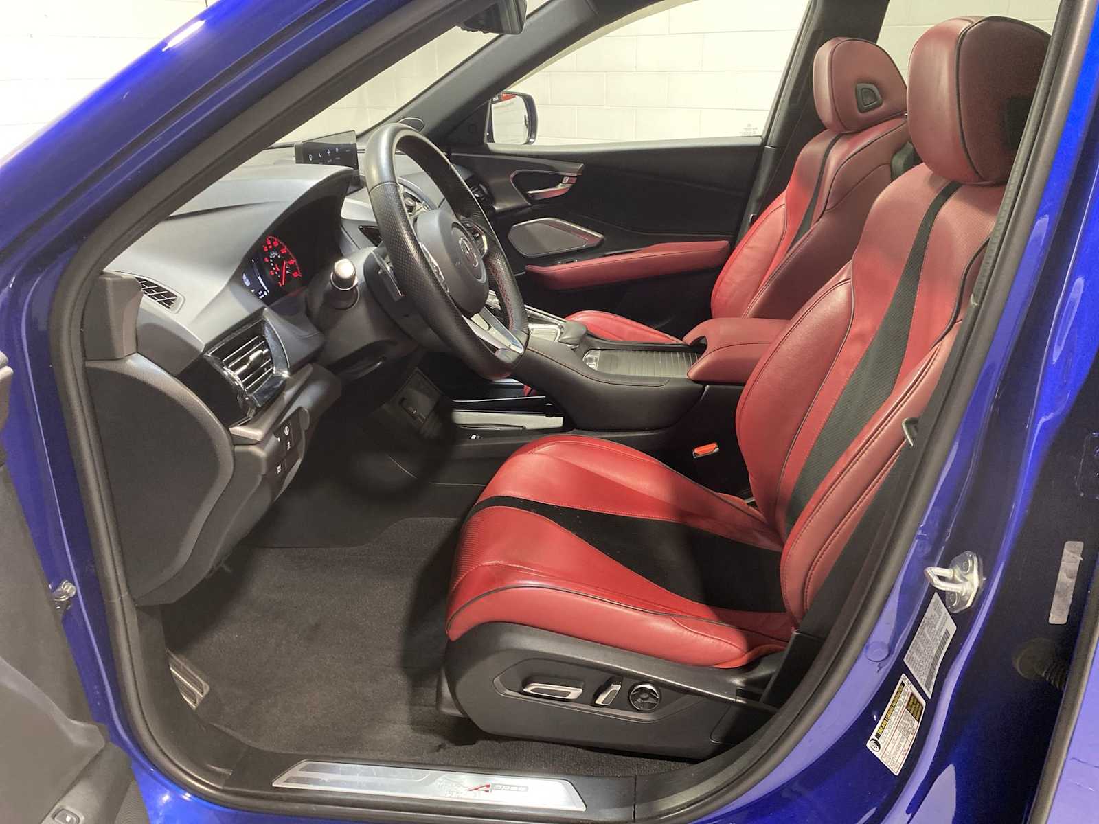 2023 Acura RDX A-Spec photo 2