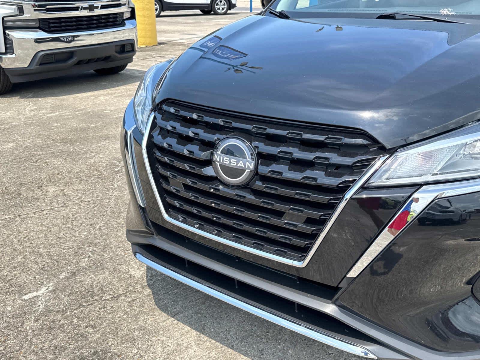 2024 Nissan Kicks SV photo 3