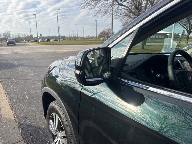 2018 Honda Pilot EX photo 4