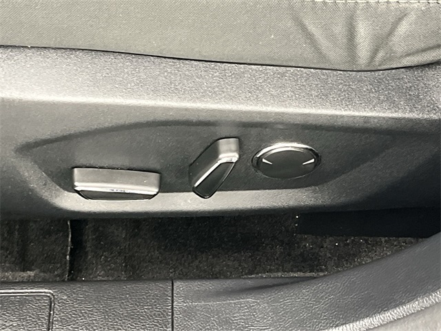 2019 Ford Fusion SE photo 4