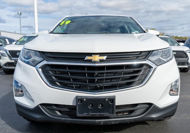 2019 Chevrolet Equinox LT photo 3