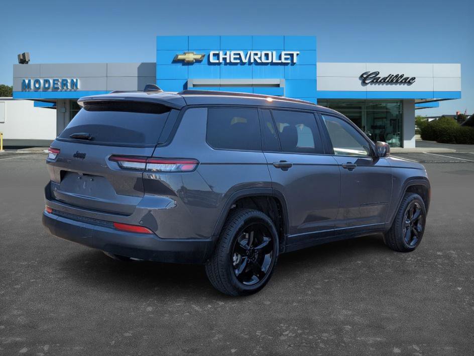 2023 Jeep Grand Cherokee Altitude photo 4