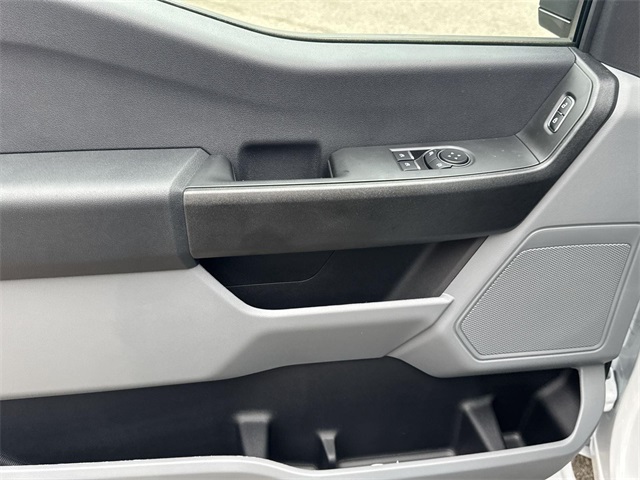 2024 Ford F-350 photo 7