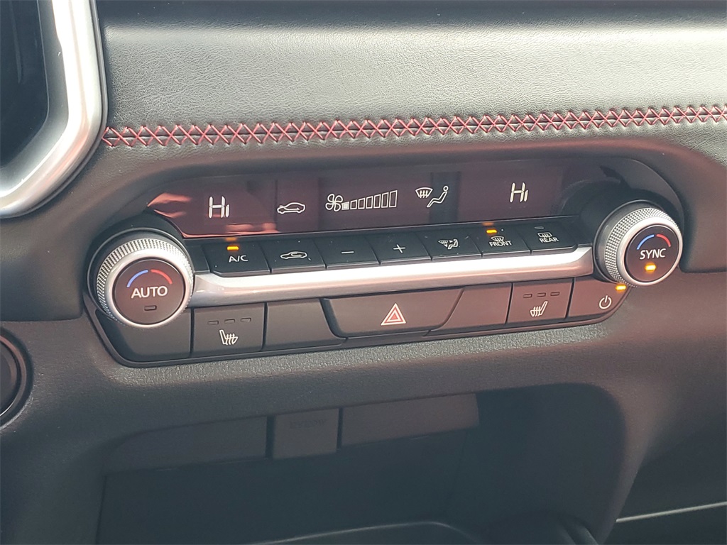2025 Mazda CX-50 Premium photo 26