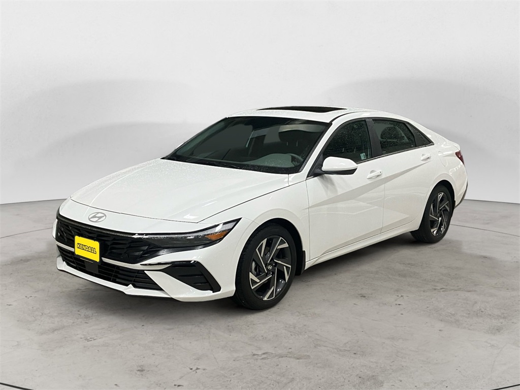 2024 Hyundai Elantra SEL's photo