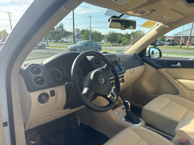 2016 Volkswagen Tiguan SE photo 8