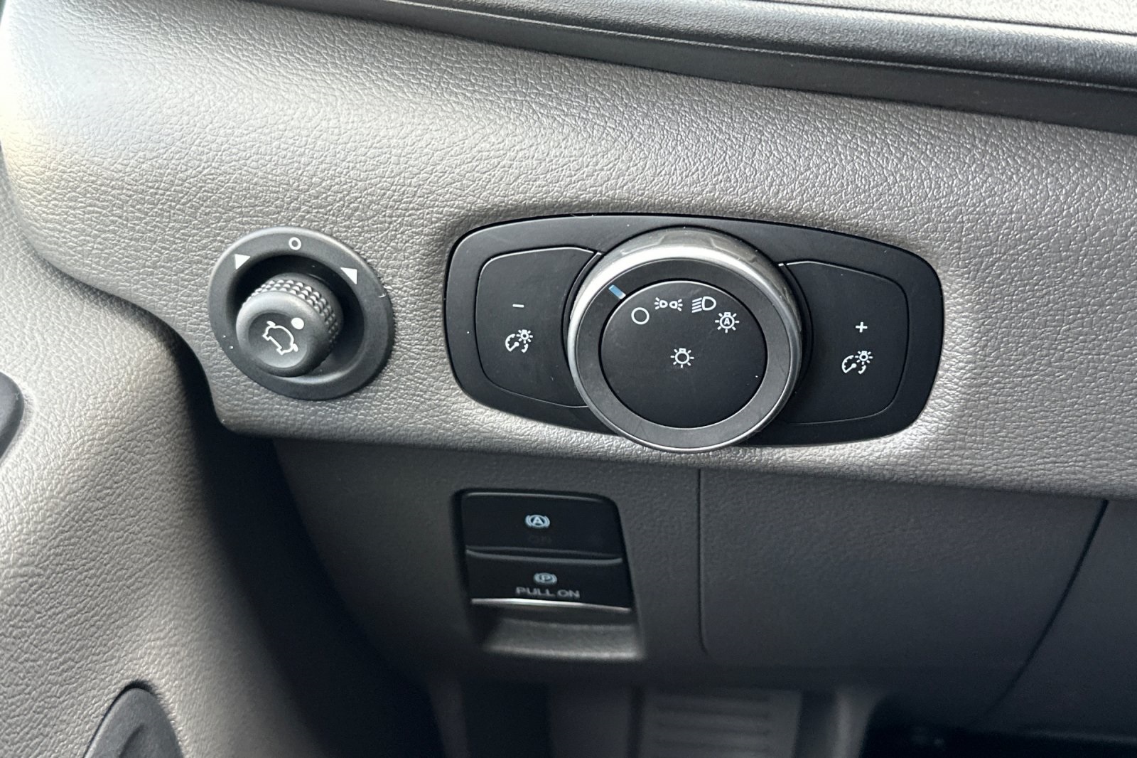 2024 Ford Transit photo 18