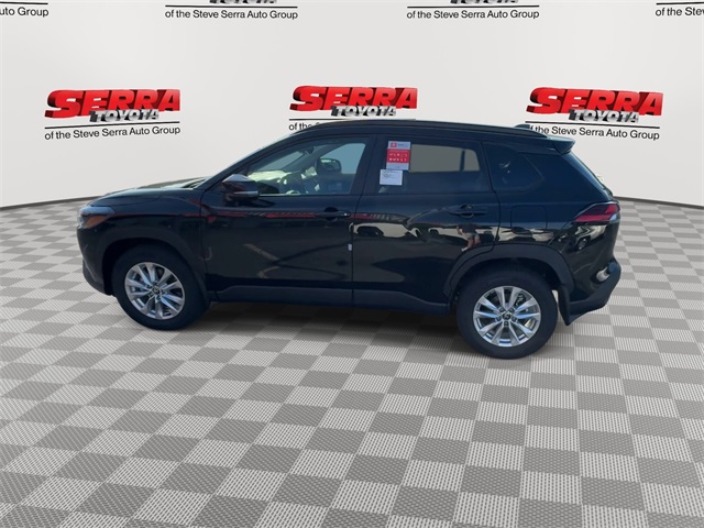 2026 Toyota Corolla Cross LE photo 6