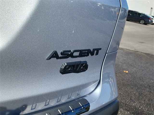 2025 Subaru Ascent Onyx Edition Touring photo 3