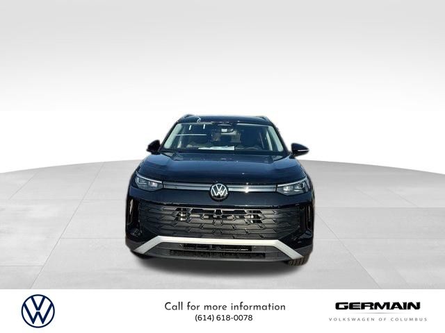2025 Volkswagen Tiguan S photo 2