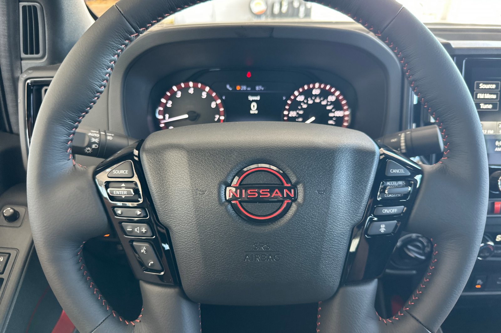 2025 Nissan Frontier Crew Cab PRO-4X photo 21