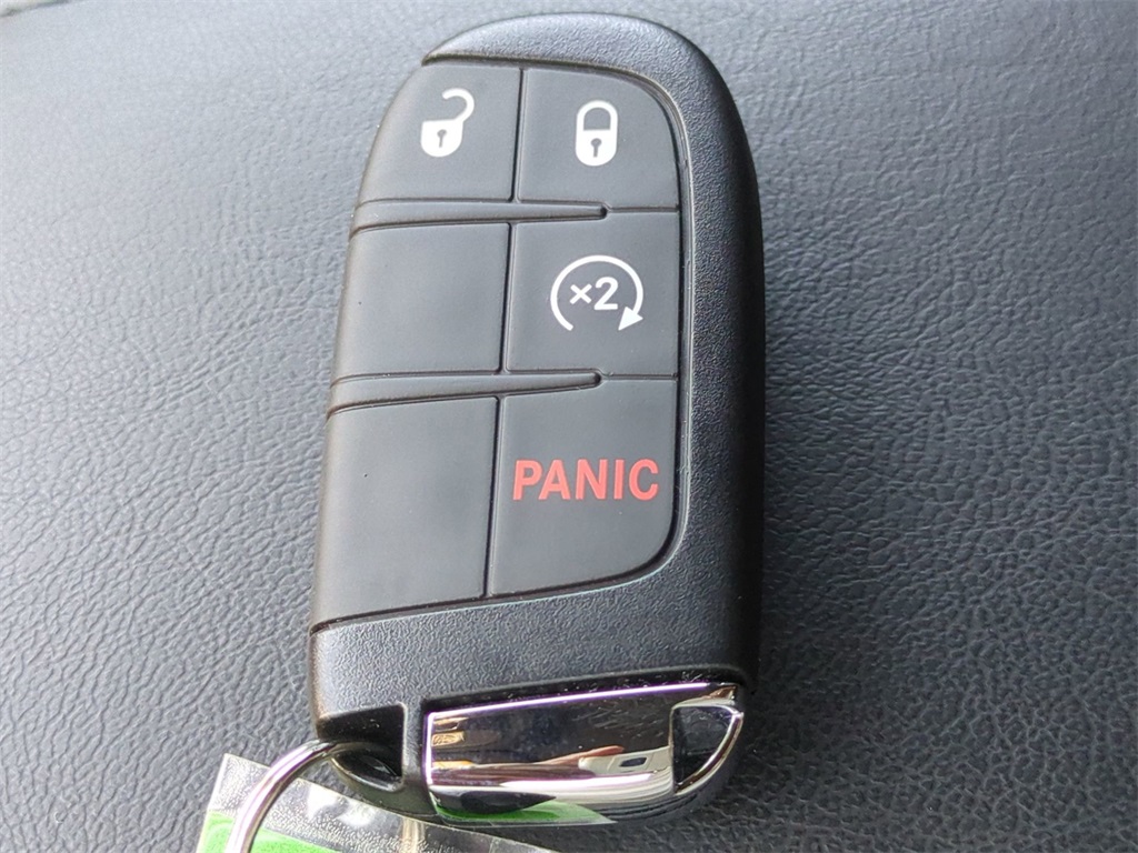 2025 Jeep Compass Latitude photo 23