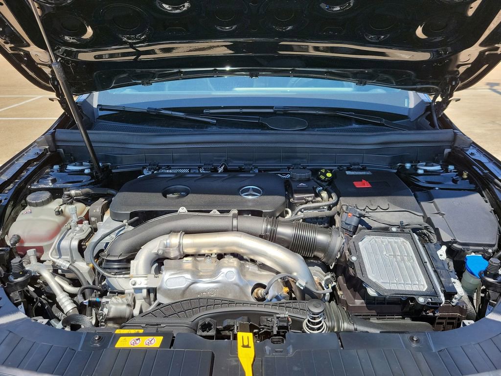 2024 Mercedes Benz GLB 250 photo 27