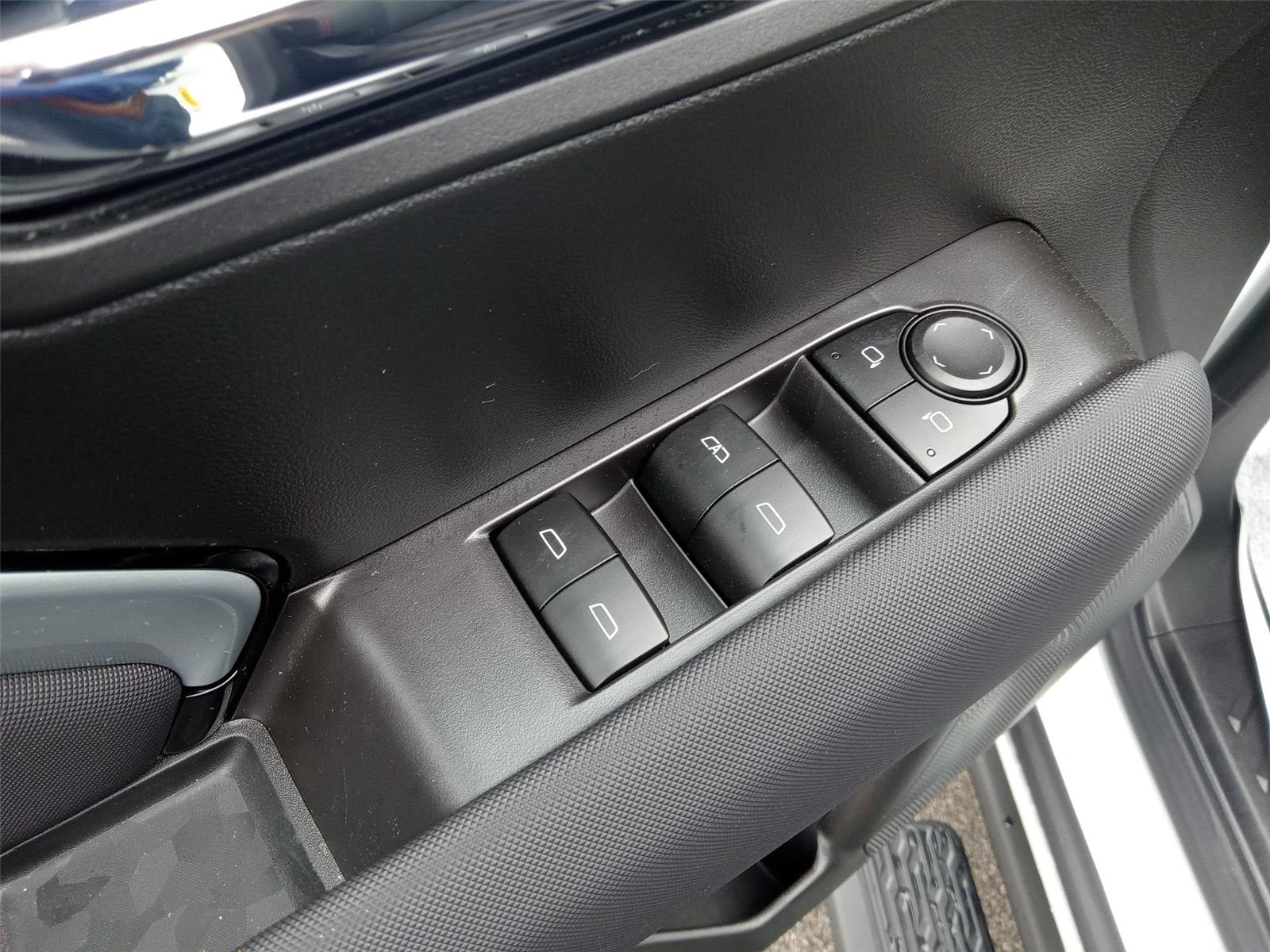 2026 Chevrolet Colorado Z71 photo 13