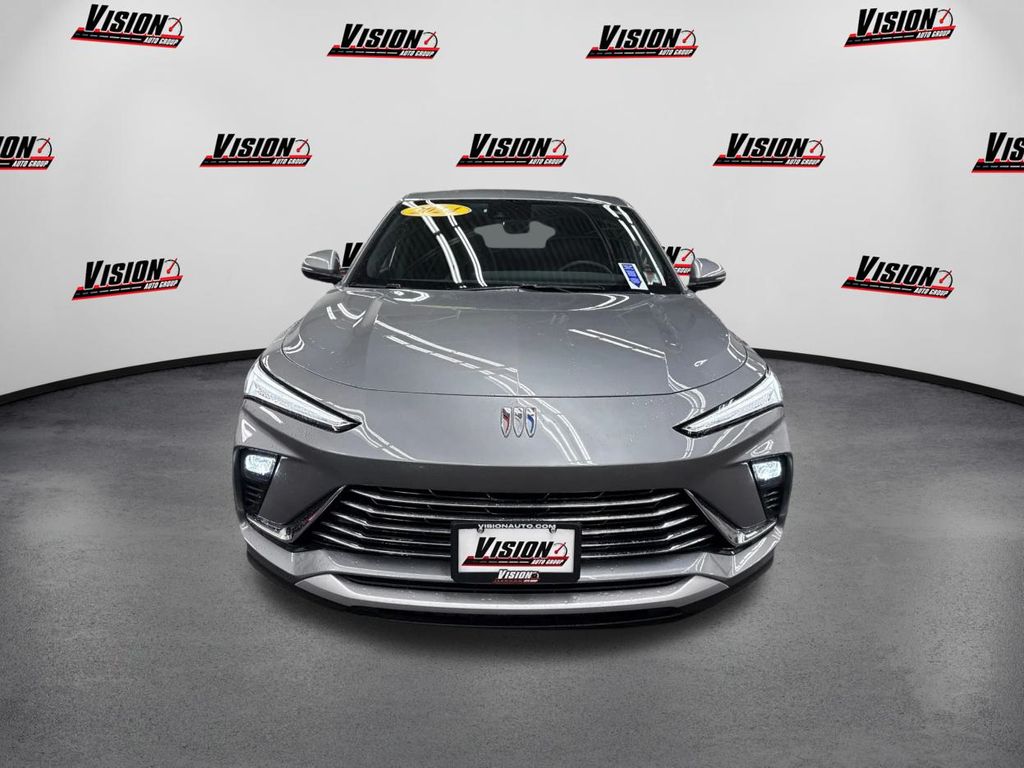 2024 Buick Envista Preferred photo 2