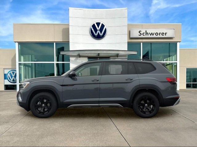 2026 Volkswagen Atlas Atlas Peak Edition's photo
