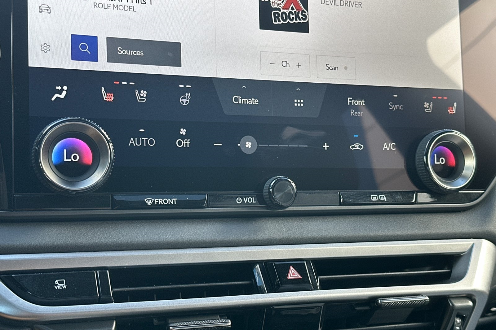 2024 Lexus RX 350h Premium photo 12