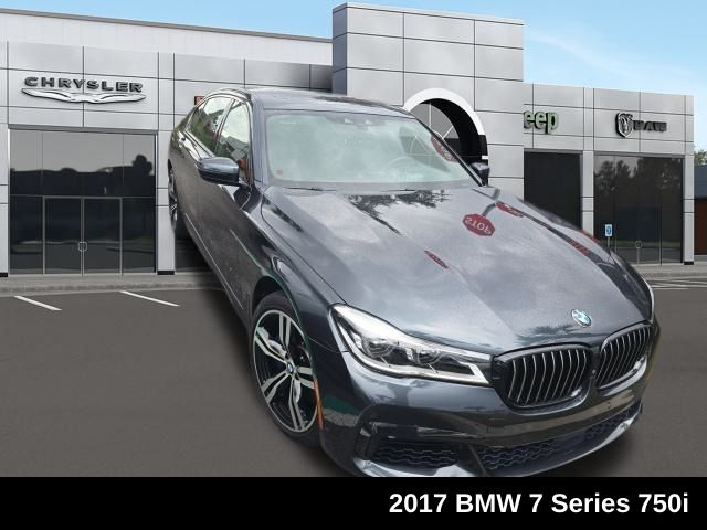 2017 BMW 7 Series 750i's photo