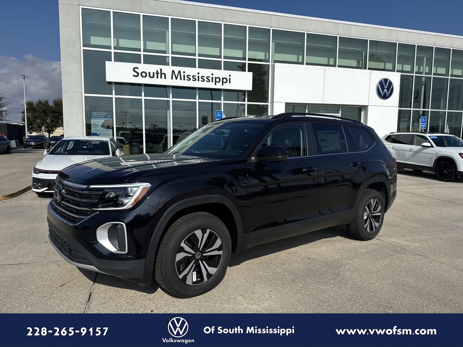 2026 Volkswagen Atlas SE's photo