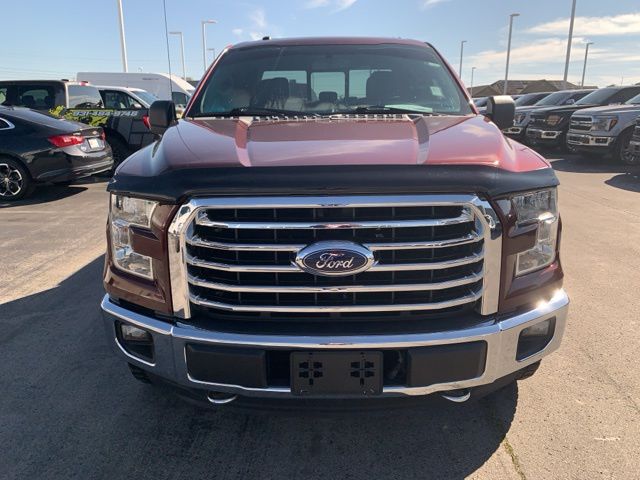 2015 Ford F-150 XLT photo 2