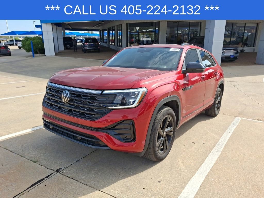 2025 Volkswagen Atlas Cross Sport SEL R-Line photo 3