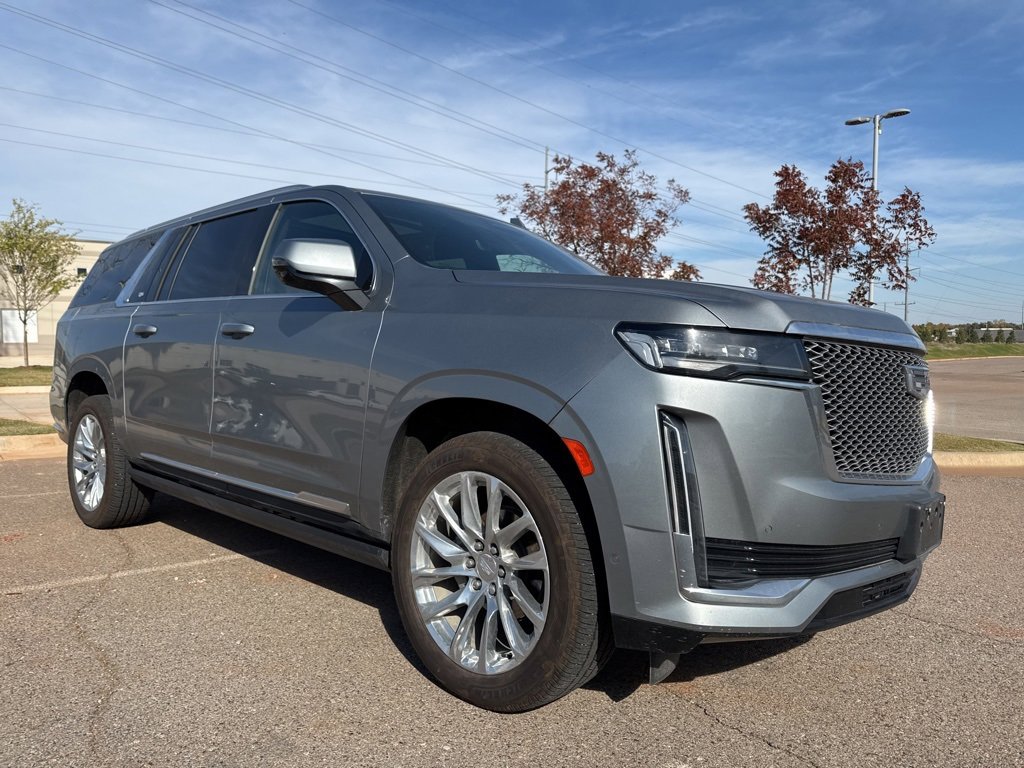 2023 Cadillac Escalade ESV Premium Luxury Platinum photo 2