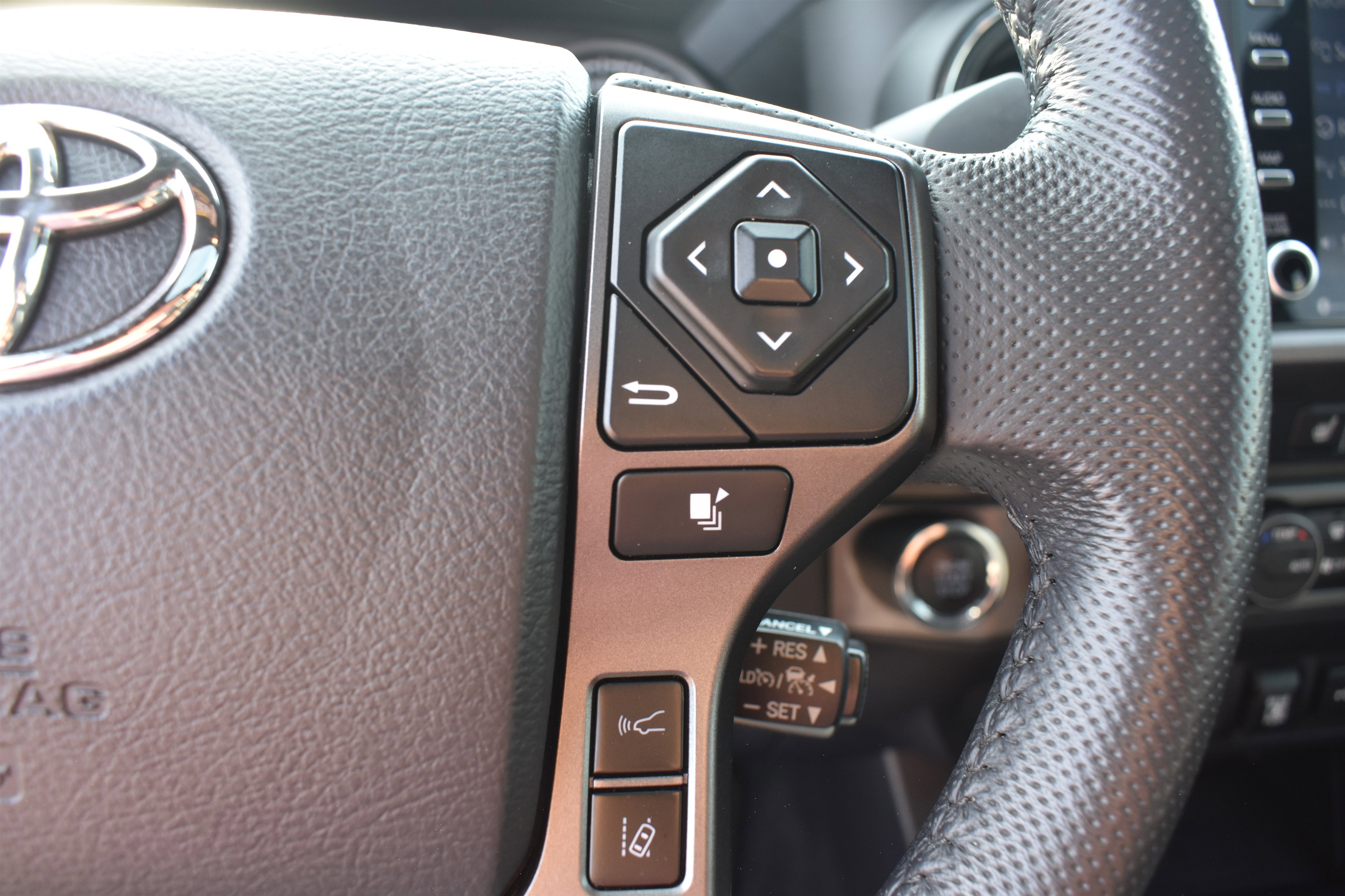 2020 Toyota Tacoma TRD photo 14