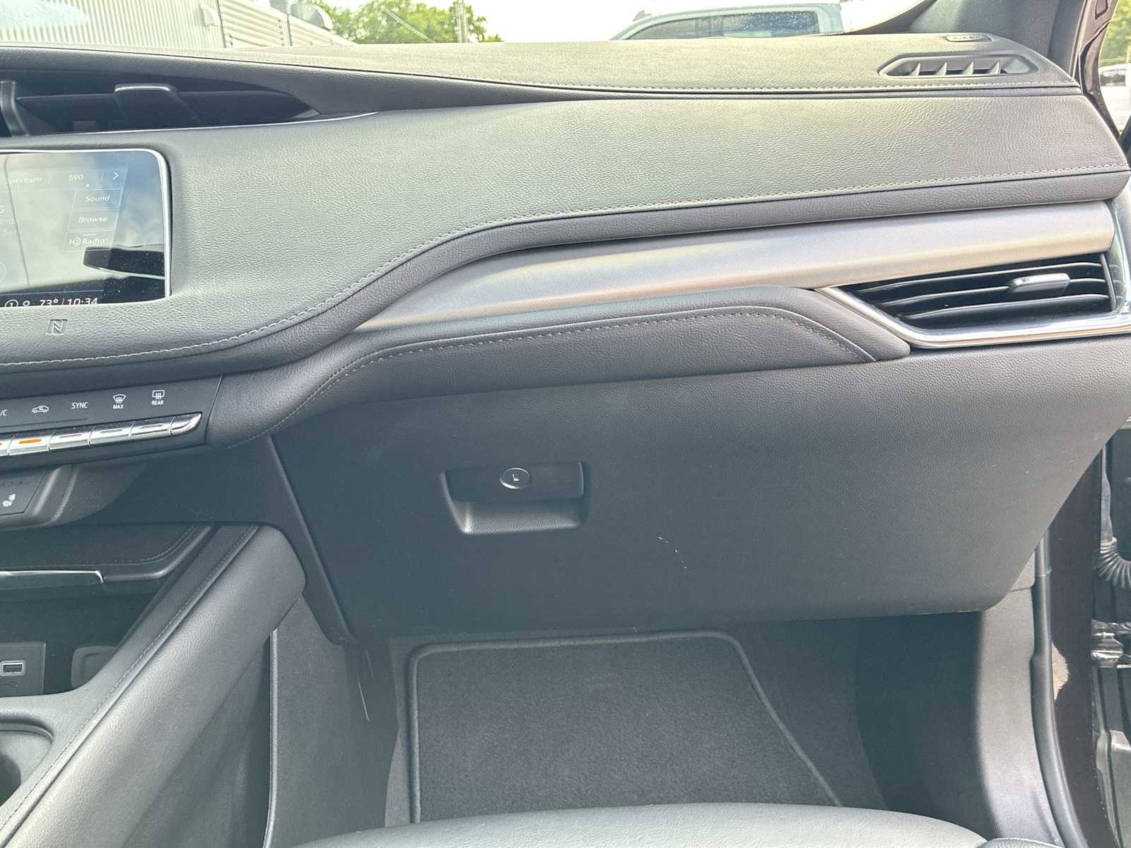 2021 Cadillac XT4 Premium Luxury photo 27