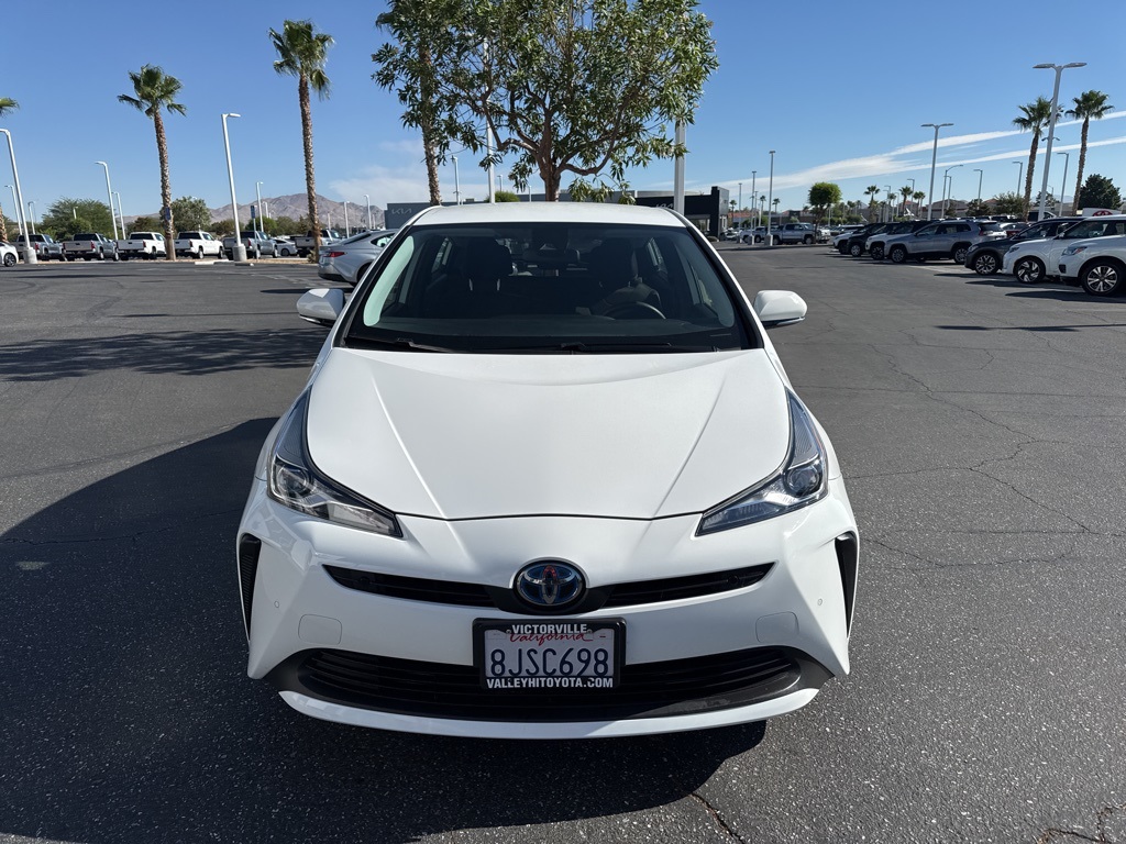 2019 Toyota Prius LE photo 3