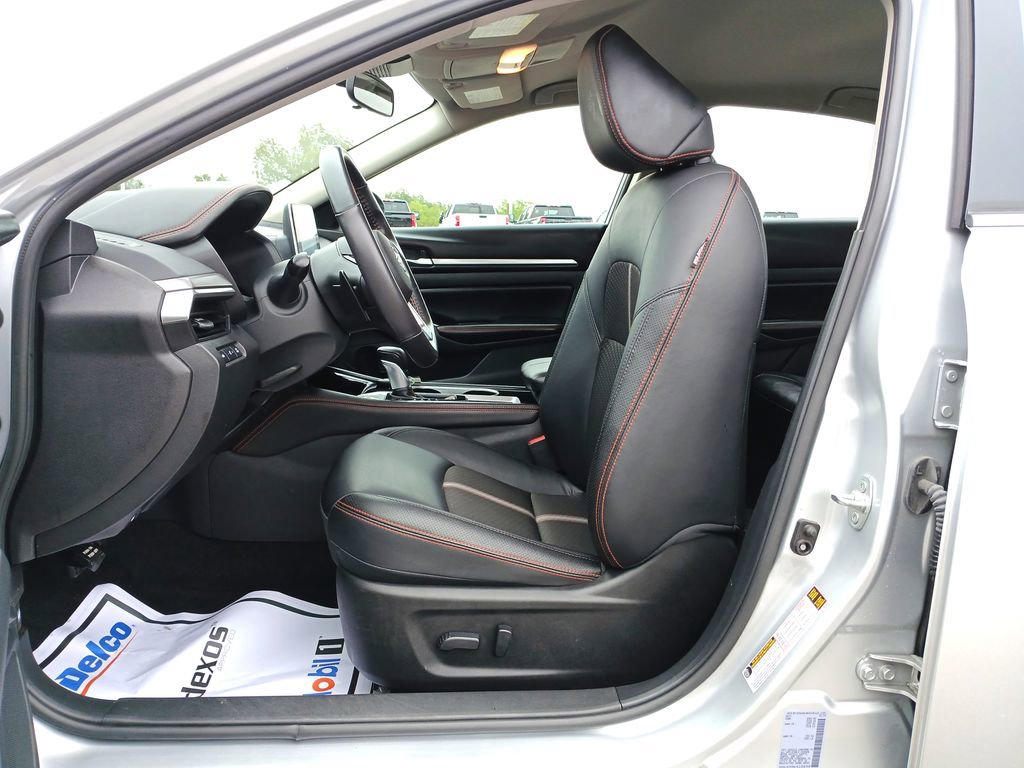 2024 Nissan Altima 2.5 SR photo 18