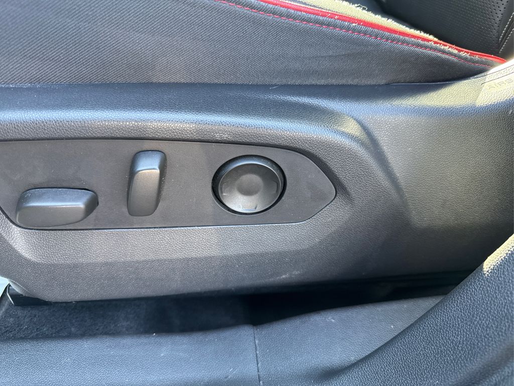 2022 Buick Envision Essence photo 24