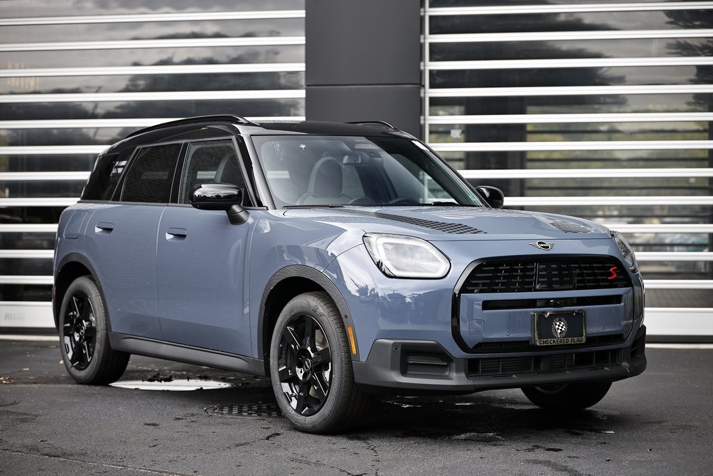 2026 MINI Countryman S's photo