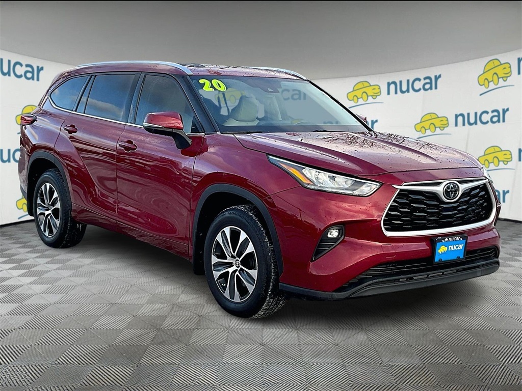 2020 Toyota Highlander XLE's photo