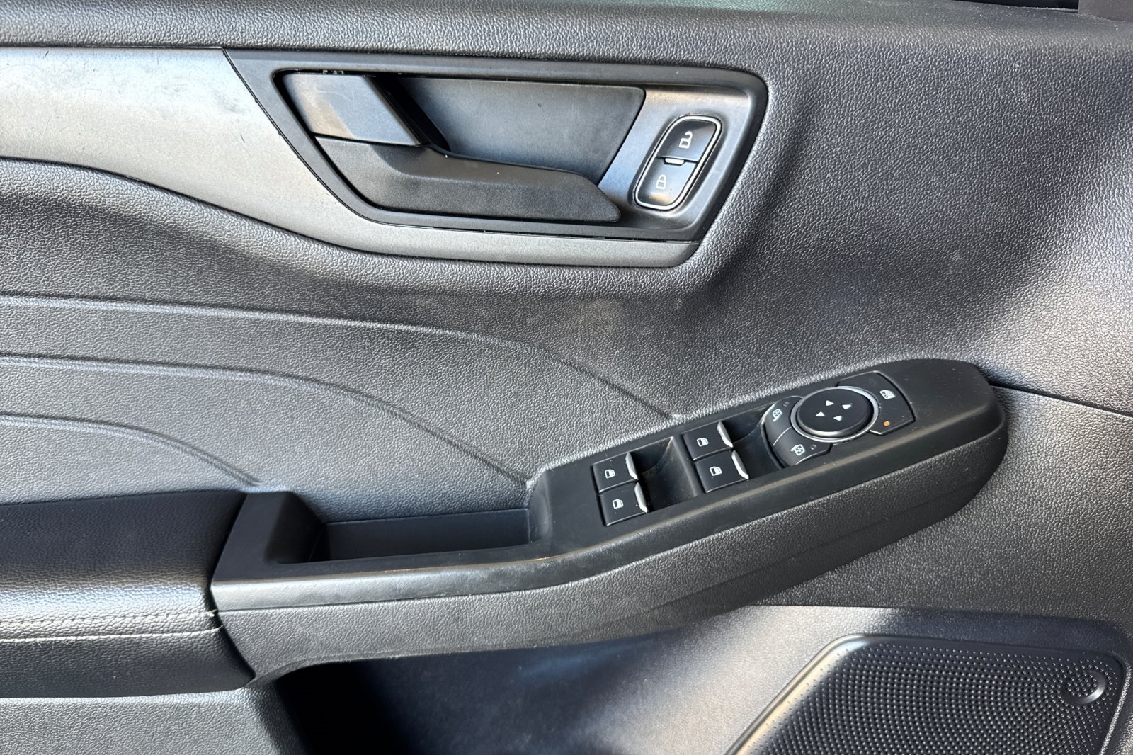 2023 Ford Escape Active photo 10