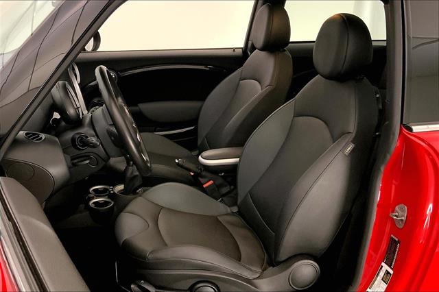 2010 Mini Cooper S photo 12