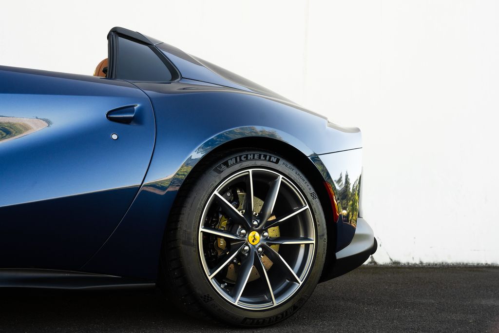 2022 Ferrari 812 GTS photo 13